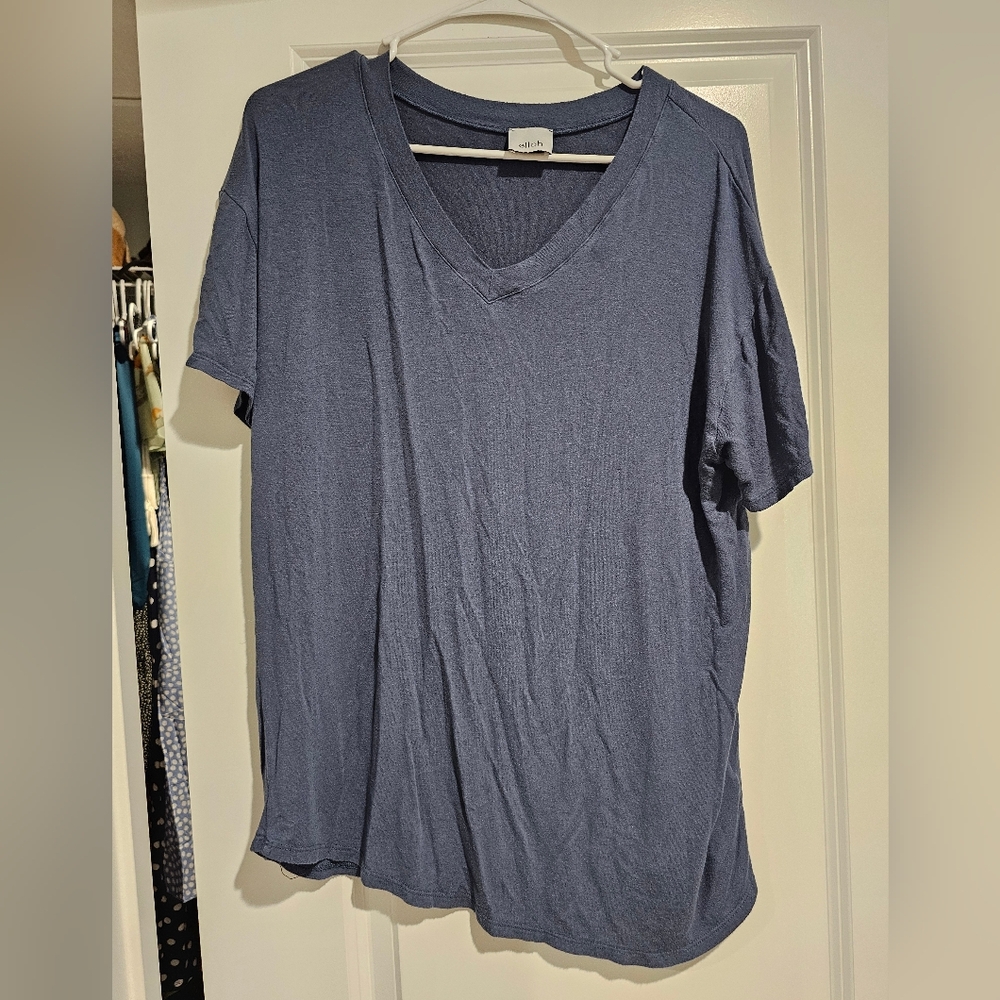 Elloh Size L Flowy Blue T-shirt
